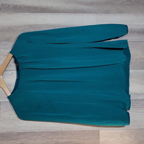 J Crew Womens Small Blouse Teal Pleated Neckline Keyhole Back Long Sleeve Flowy - Picture 1 of 8
